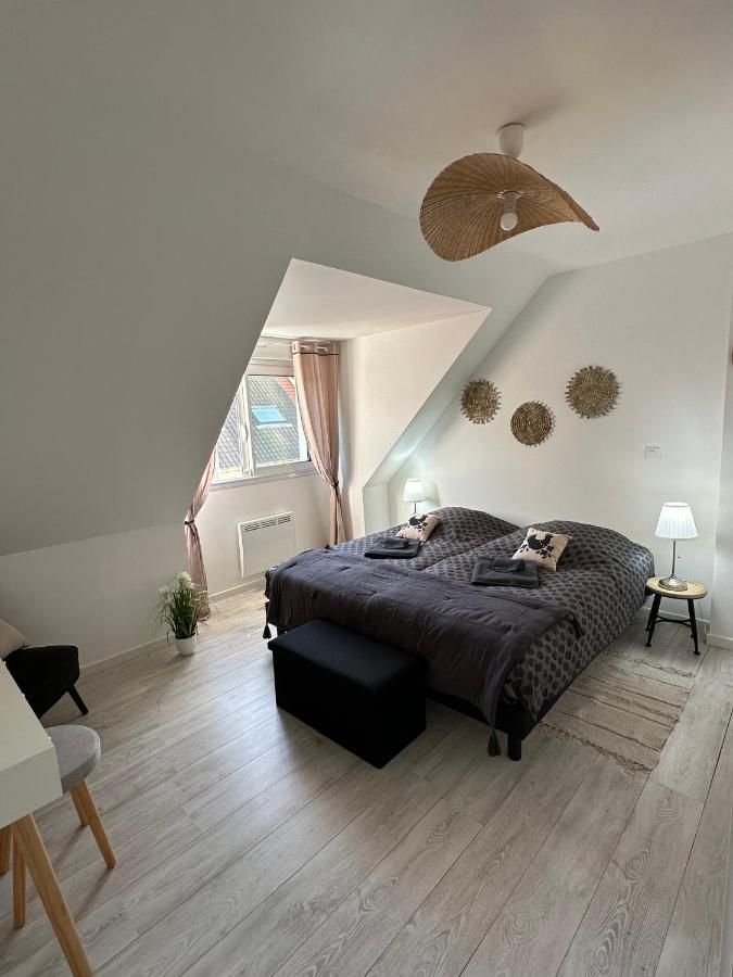 Le Brise Lame Maison Neuve A 2 Pas De La Plage 勒波泰勒 外观 照片